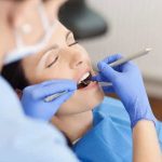 روش های انجام کاشت دندان به چه صورتی است؟