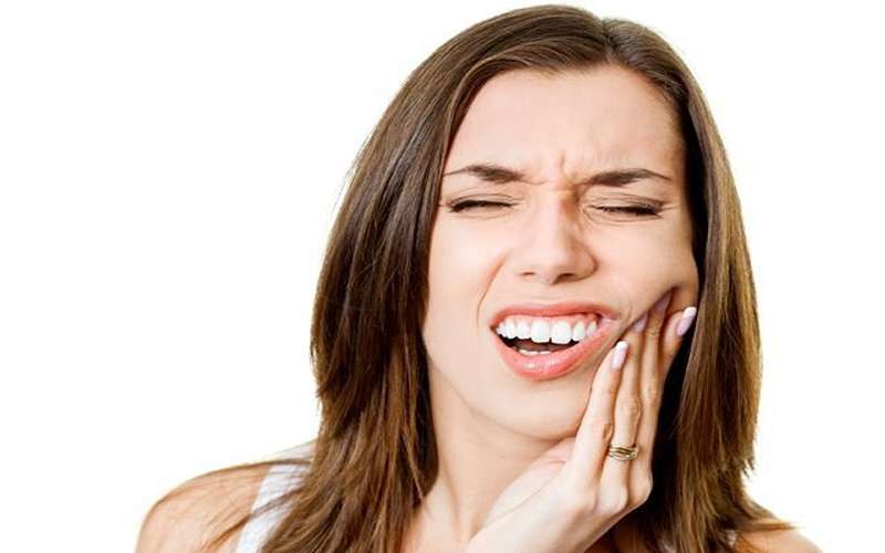قیمت عصب کشی دندان عقل