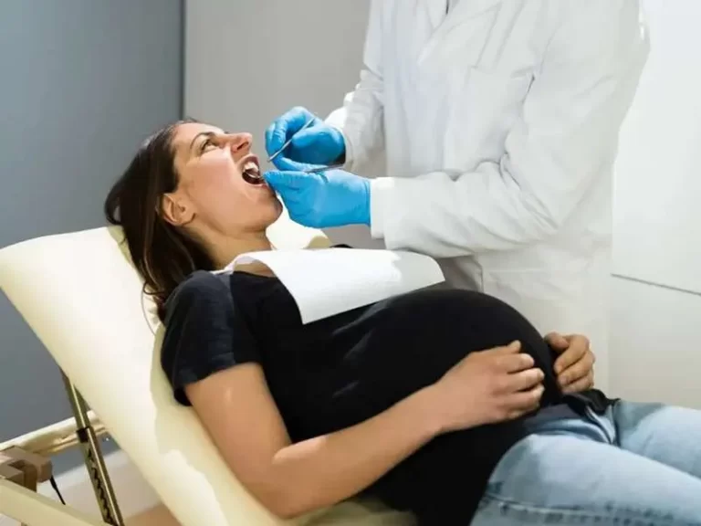 کشیدن دندان عقل در زمان اقدم به بارداری